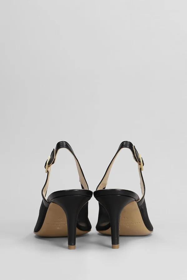 Pumps In Black Leather And Fabric - Image 4