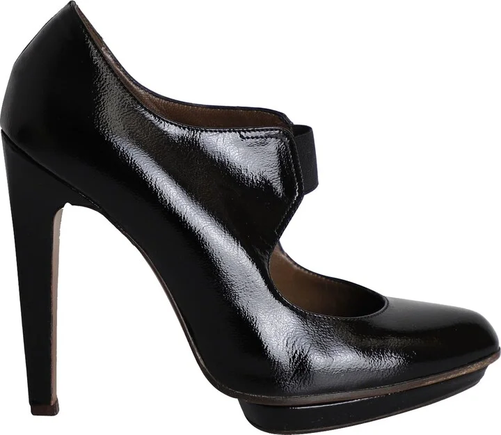 Pumps in Black Leather