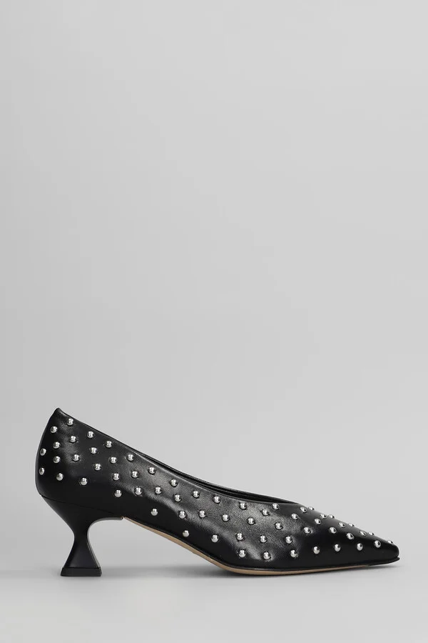 Pumps In Black Leather