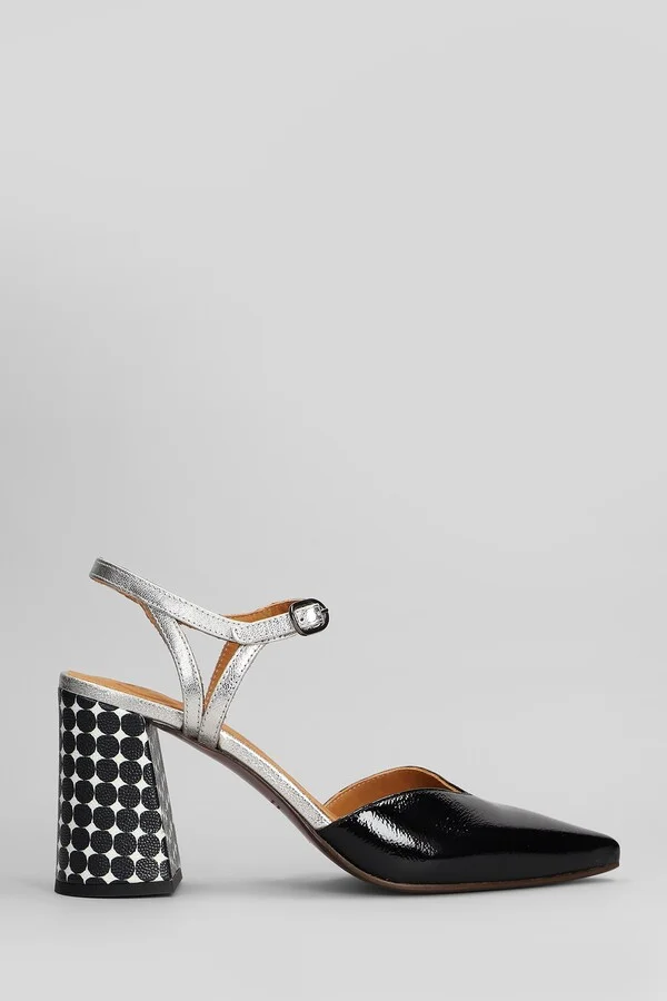 Pumps In Black Patent Leather