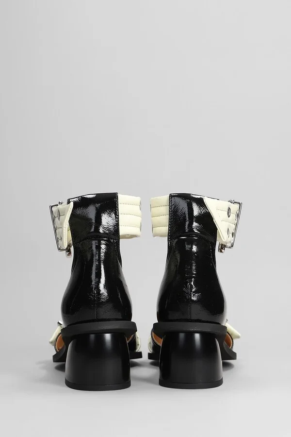 Pumps In Black Polyuretan - Image 4