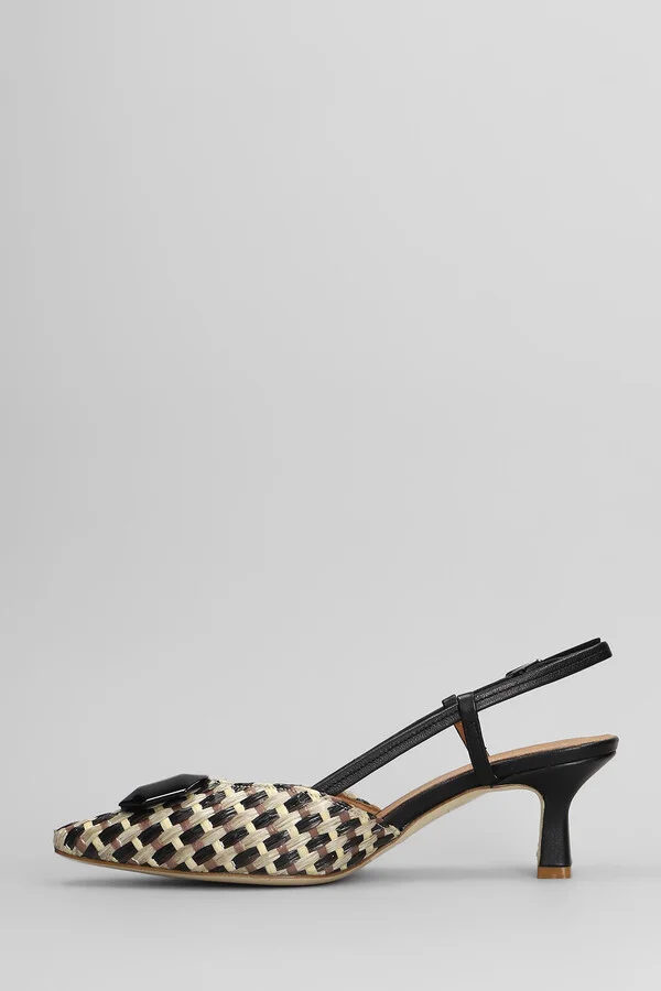 Pumps In Black Raffia - Image 3