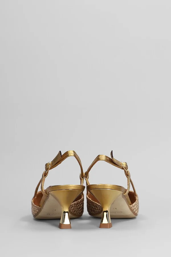 Pumps In Bronze Leather And Fabric - Image 4