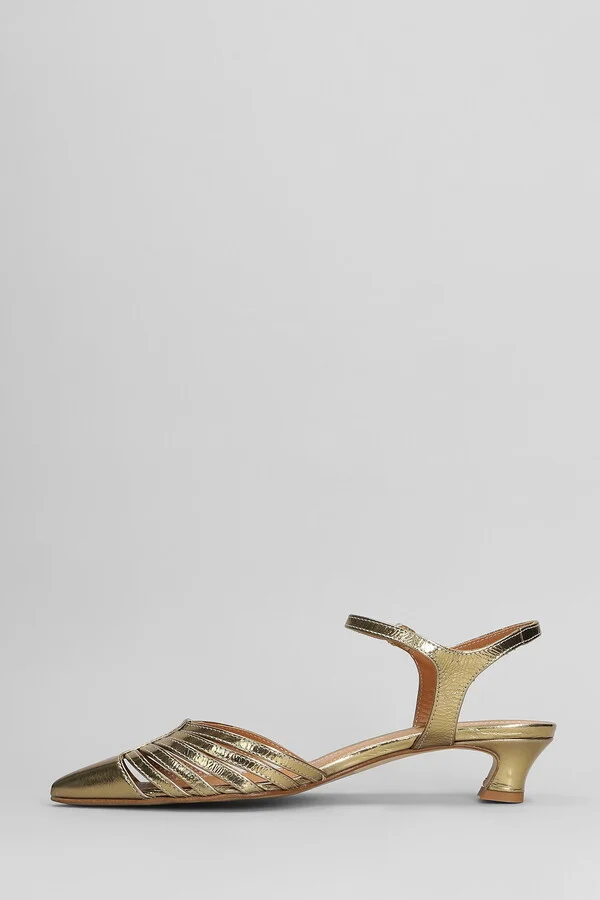 Pumps In Gold Leather - Image 3