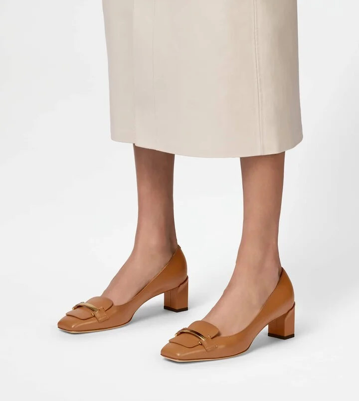 Pumps in Leather - Image 7
