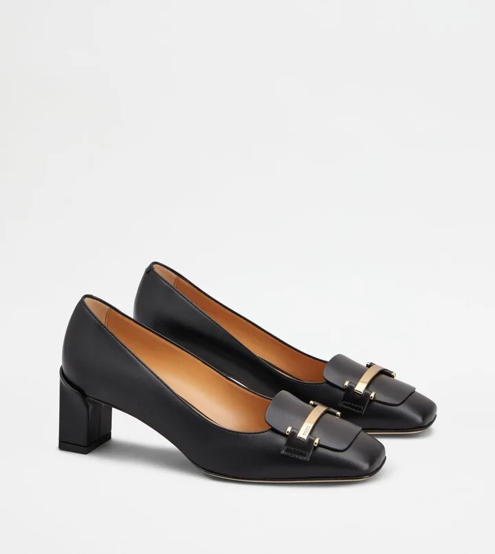 Pumps in Leather - Image 3
