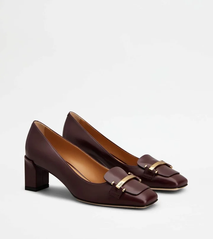 Pumps in Leather - Image 2