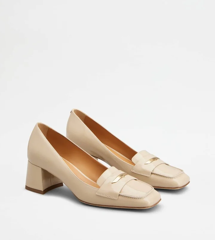 Pumps in Patent Leather - Image 2