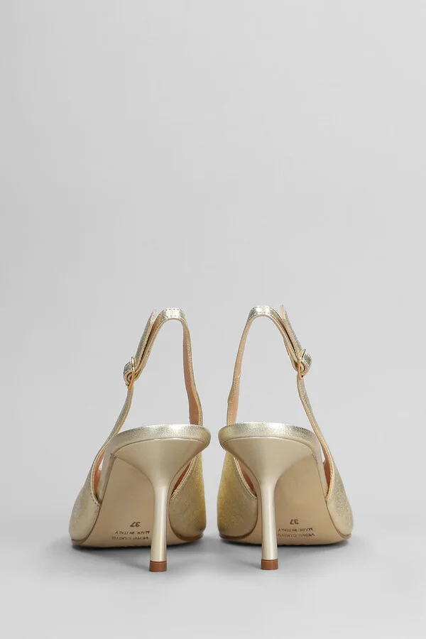 Pumps In Platinum Leather - Image 4
