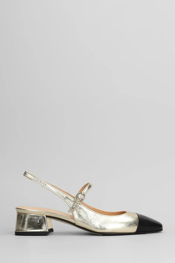 Pumps In Platinum Leather