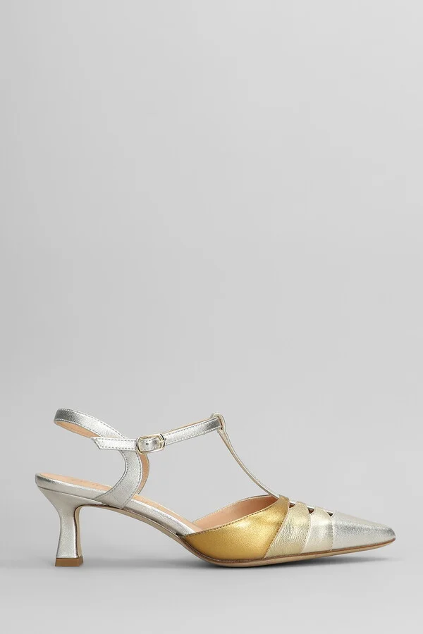 Pumps In Platinum Leather