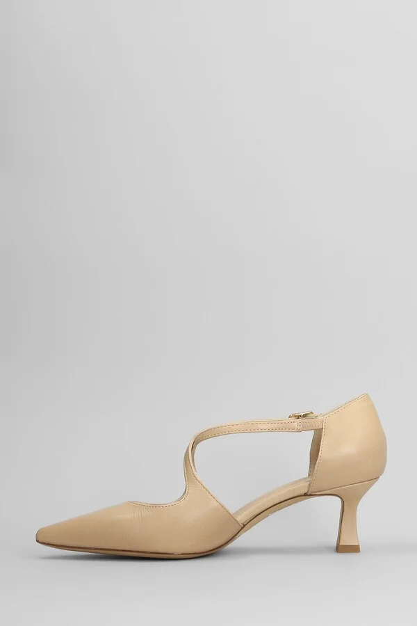 Pumps In Powder Leather - Image 3