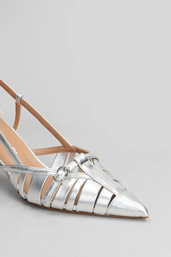 Pumps In Silver Leather - Image 5