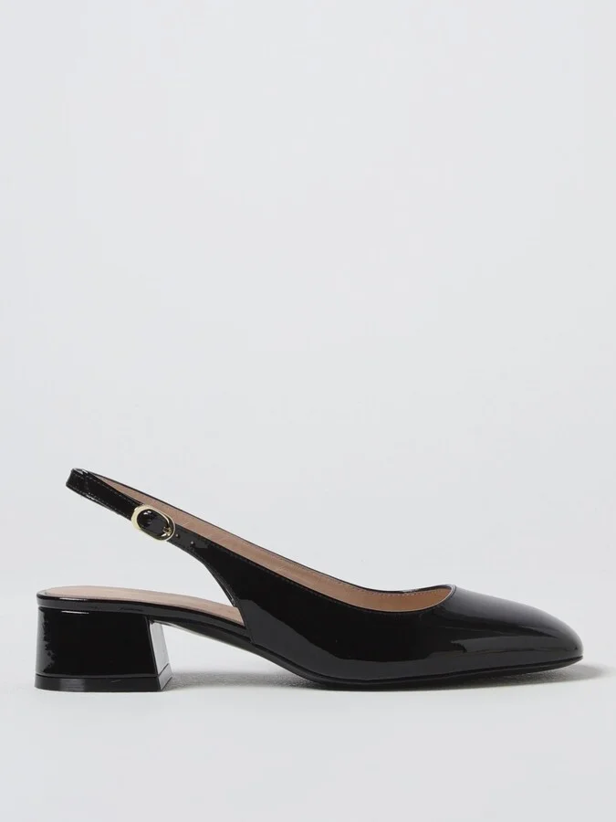 Pumps STUART WEITZMAN Woman color Black