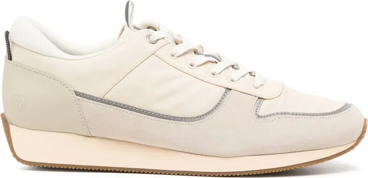 Pursuit Retro trainer