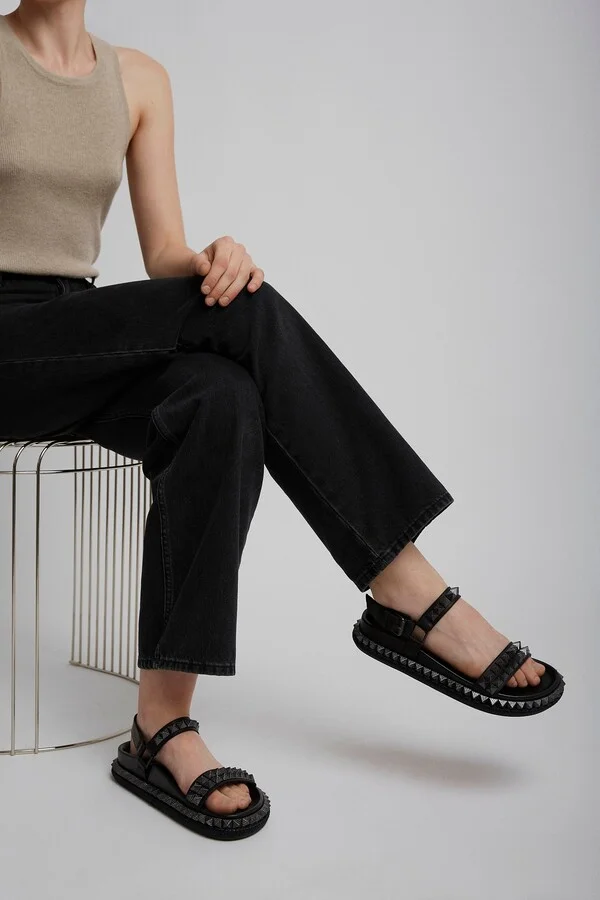 Pyrabizz black platform sandals - Image 6