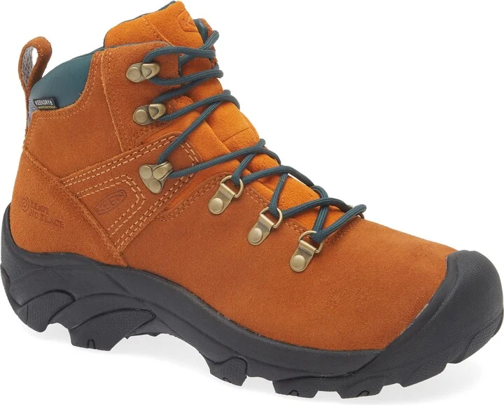 Pyrenees Hiking Boot