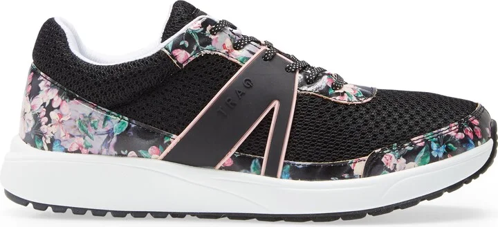 Qarma 2 Sneaker - Image 9