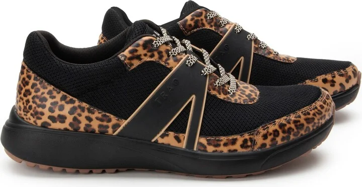 Qarma 2 Sneaker
