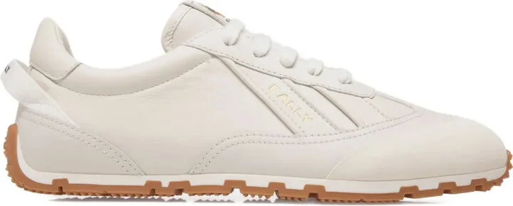 Quarry sneakers