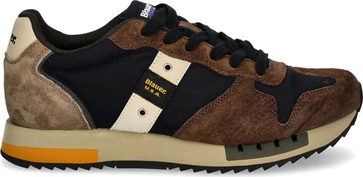 Queens sneakers