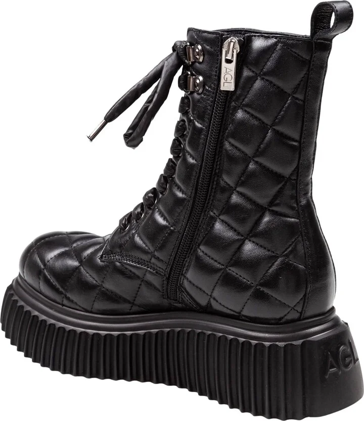 Quilted Leather Softy Lowboot Ankle Boot In Black Color - Image 3