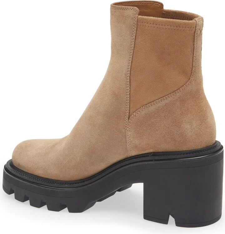Quinn Lug Sole Chelsea Boot - Image 2
