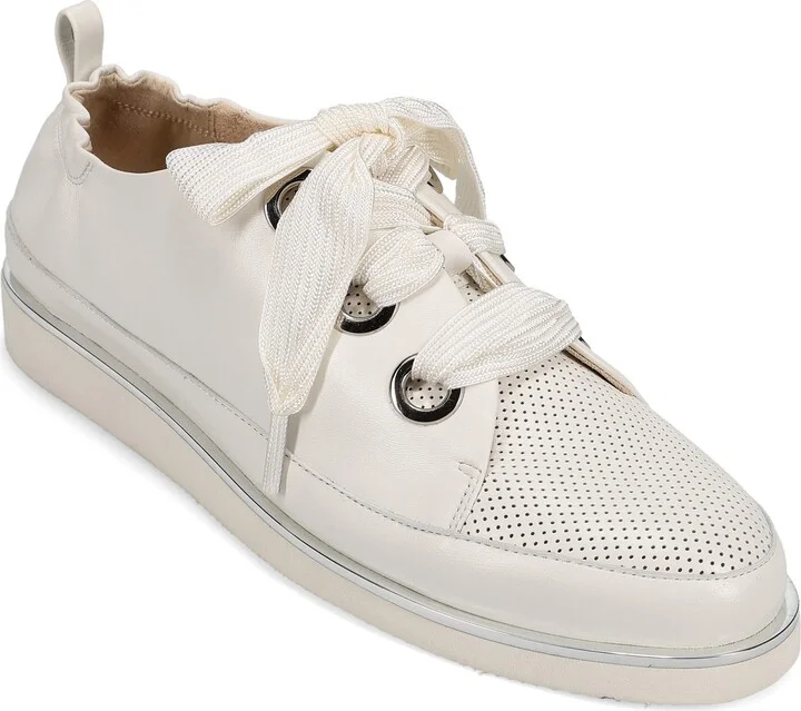 Quion Perforated Sneaker