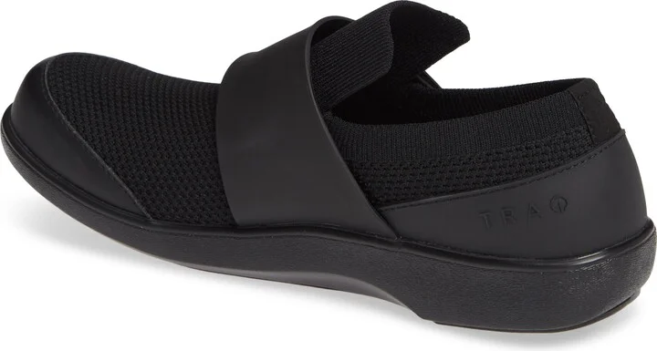 Qwik Sneaker - Image 2