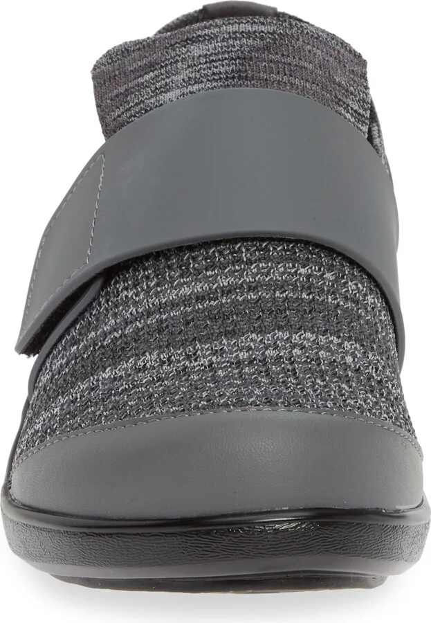 Qwik Sneaker - Image 10