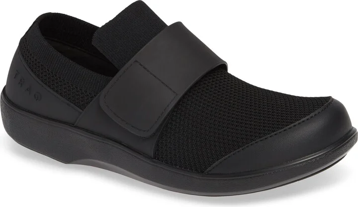Qwik Sneaker