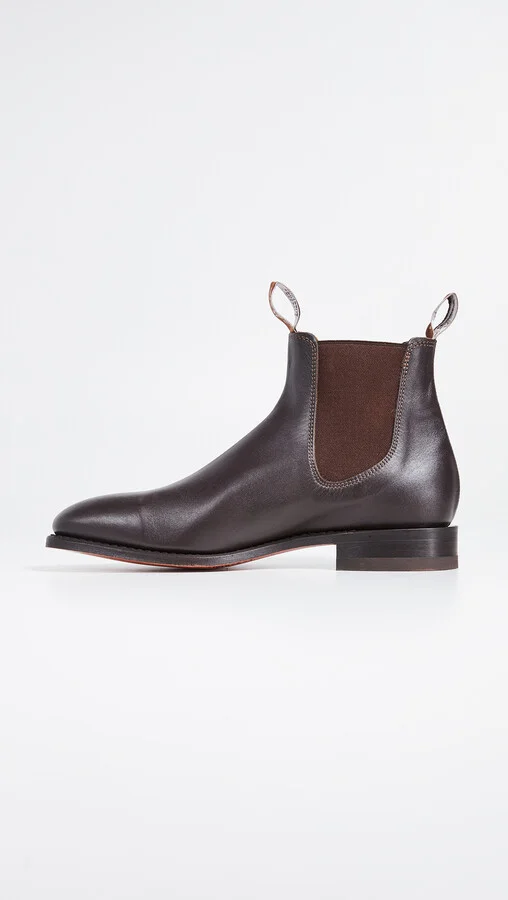R.M. Williams Classic RM Leather Chelsea Boots - Image 5