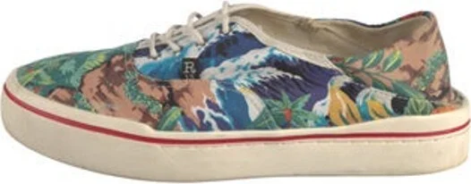 R13