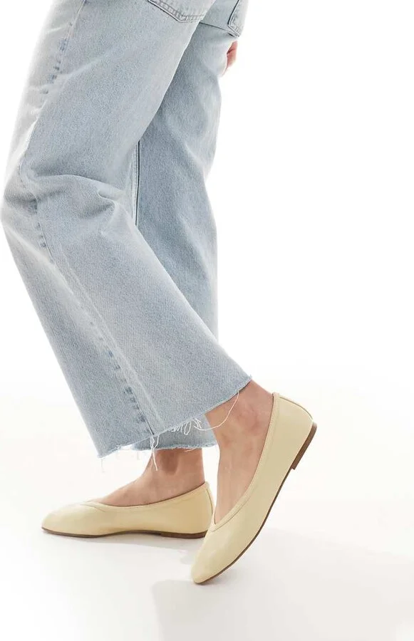 RAID Maryana square toe ballet flats in butter yellow - Image 2