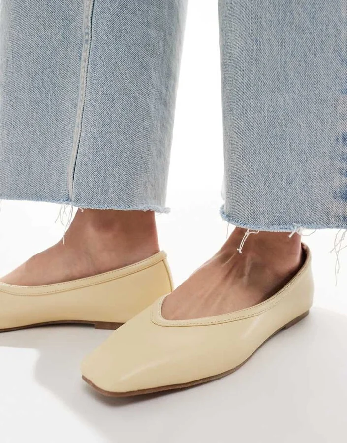 RAID Maryana square toe ballet flats in butter yellow - Image 3