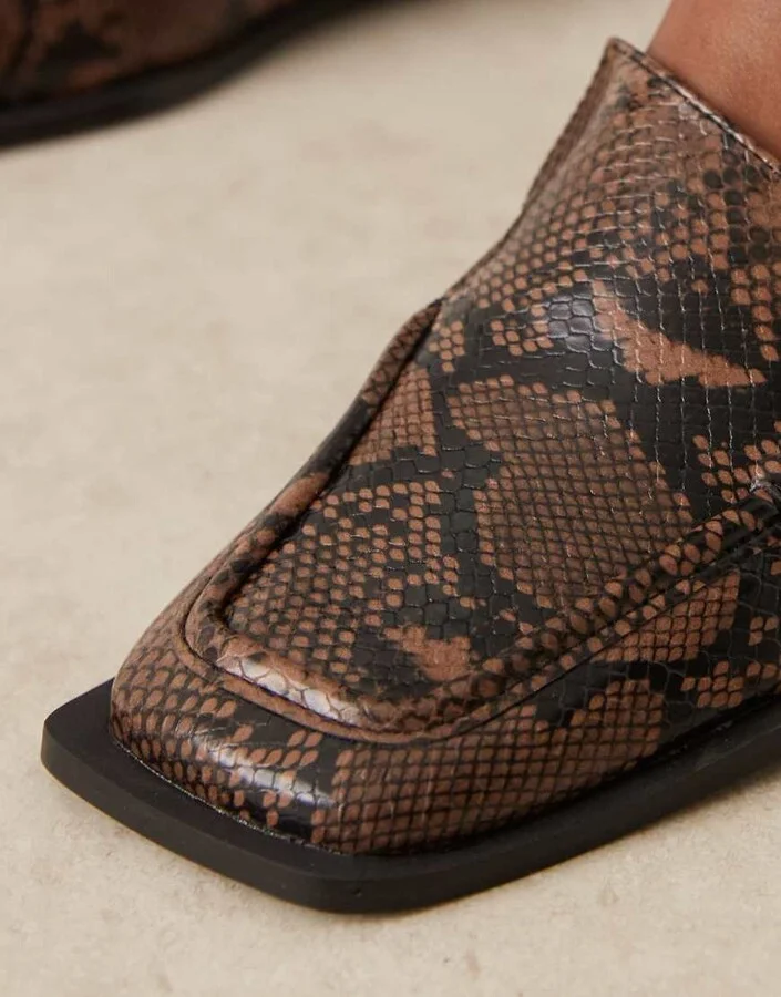 RAID Neely square toe loafers in brown snake - Image 2
