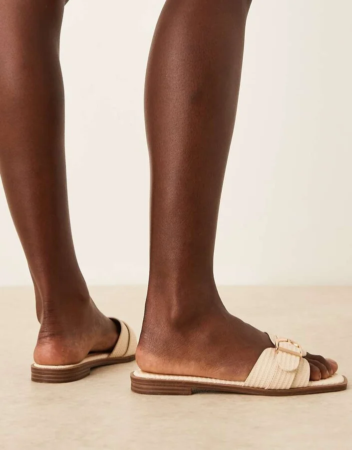 RAID Nikola buckle flat sandals in natural raffia - Image 3