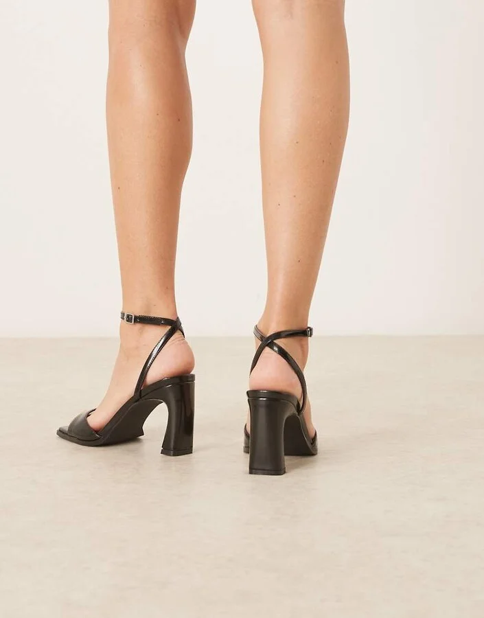 RAID Novie heeled sandals in black - Image 4