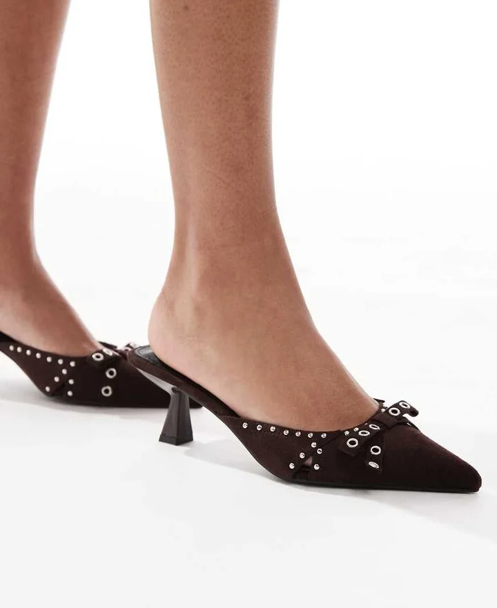 RAID Tinsley kitten heeled mules with bows in chocolate - Image 4