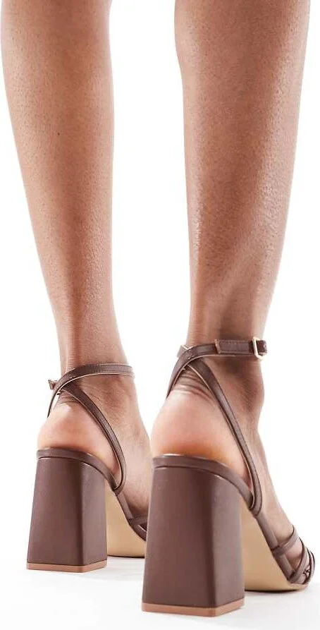 RAID Wide Fit Iveyy block heeled strappy sandals in chocolate brown - Image 2