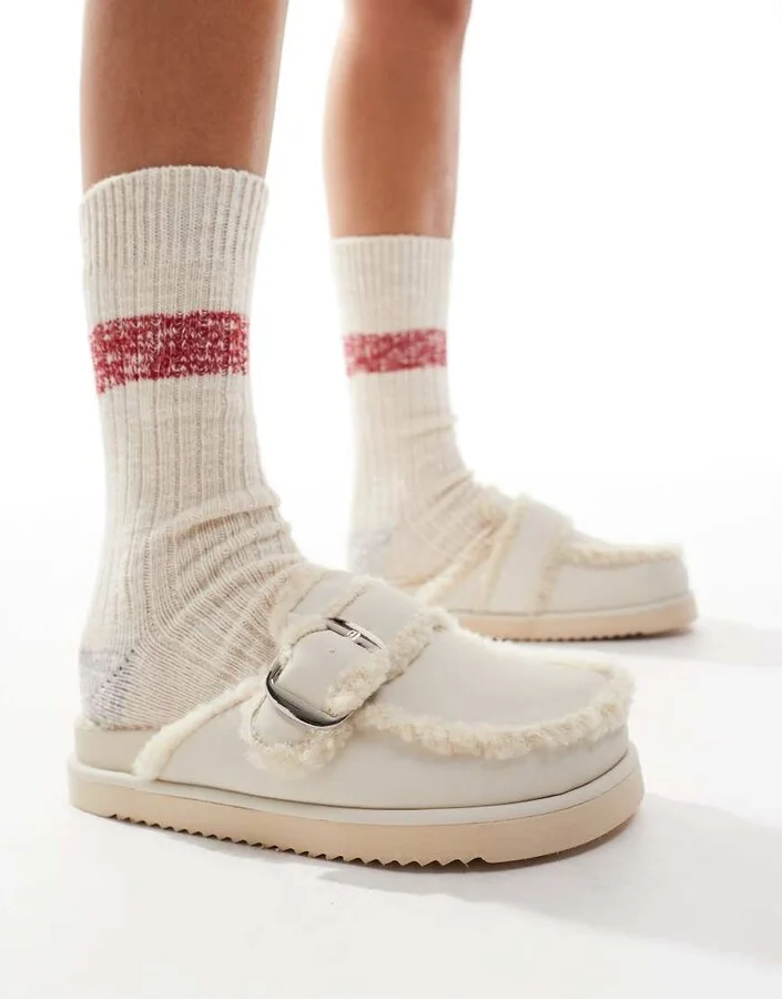RAID Wide Fit Kylie teddy mules in beige - Image 2