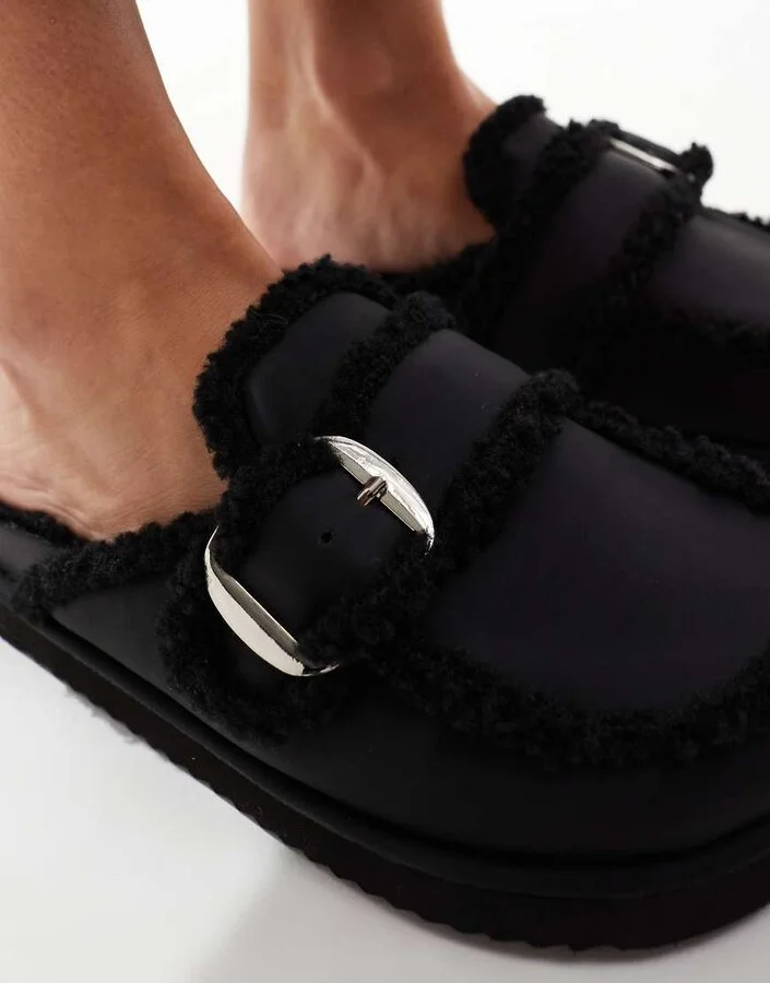 RAID Wide Fit Kylie teddy mules in black - Image 3