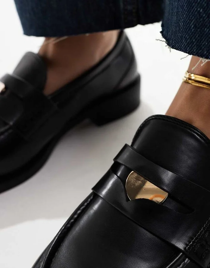 RAID Wide Fit Nonnie penny loafers in black - Image 2