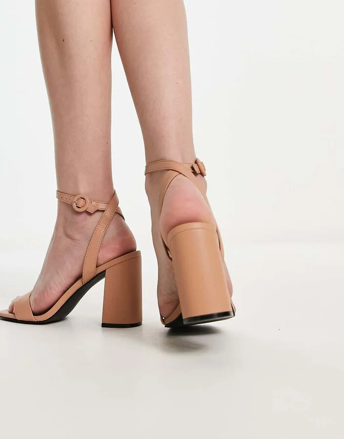 RAID Wink block heel sandals in beige - Image 2