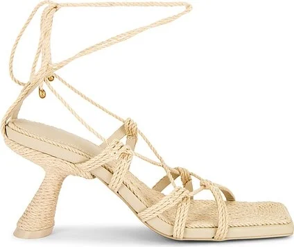 Raisa Sandal