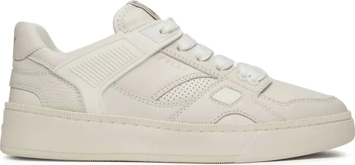 Raise sneakers
