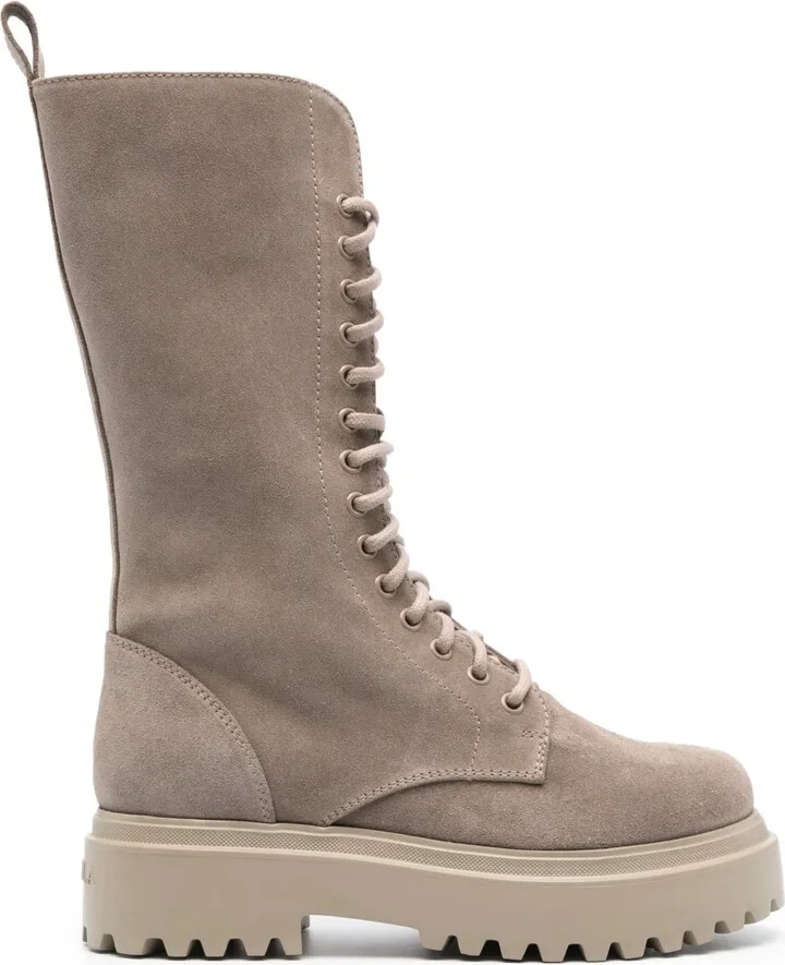 Ranger suede boots