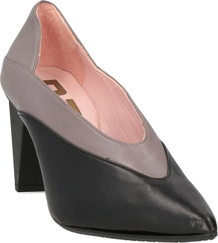 Ras Woman Pumps - Image 7
