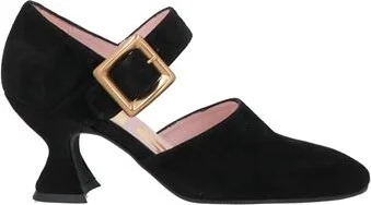 Ras Woman Pumps