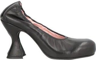 Ras Woman Pumps
